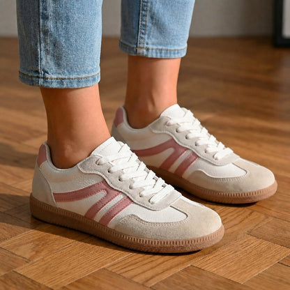 Adèle Baskets Rétro À Lacets Et Bandes Latérales Femme