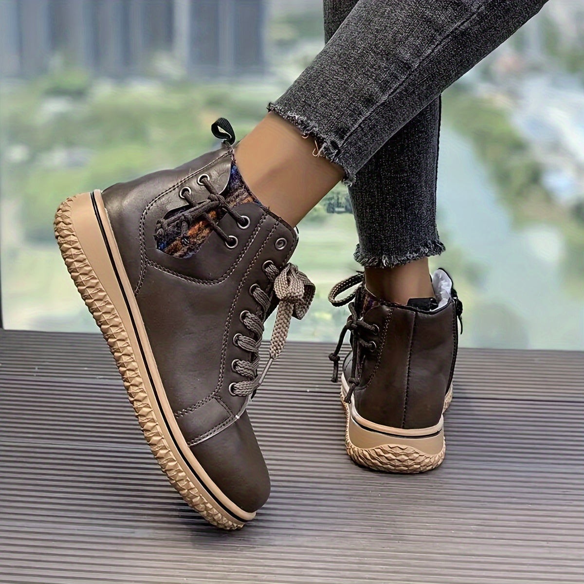 Romane Bottines À Lacets Et Zip Semelle Gomme Femme
