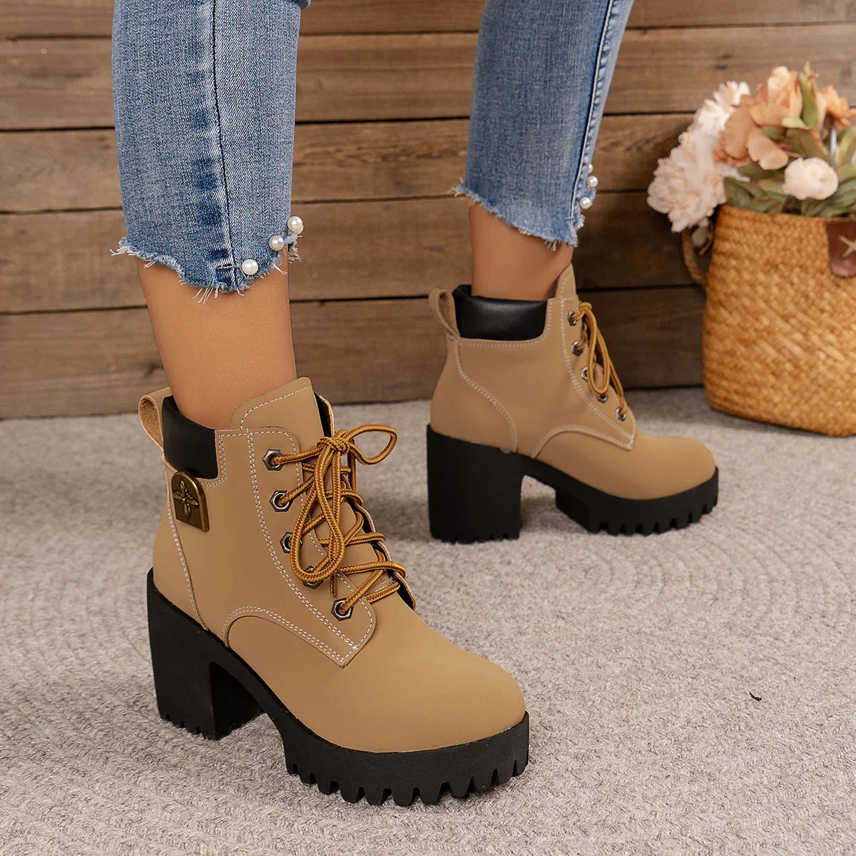 Capucine Bottines À Lacets Talon Carré Et Semelle Crantée Femme