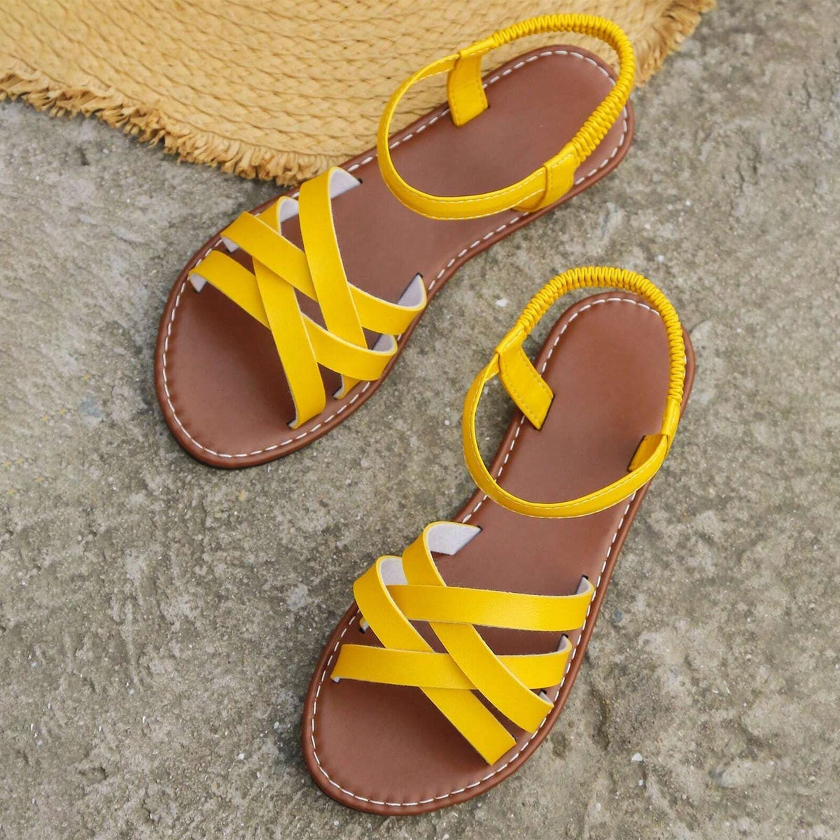 Sandales de plage Oorae à brides croisées pour femme, détail de la semelle