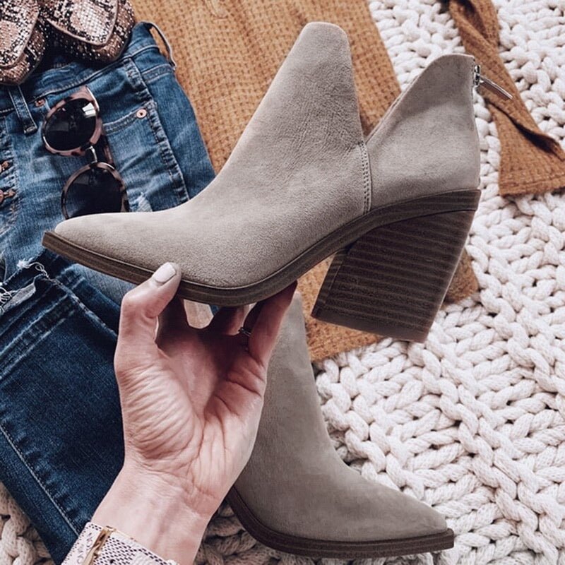 Lise Bottines Échancrées En V À Talon Carré Femme