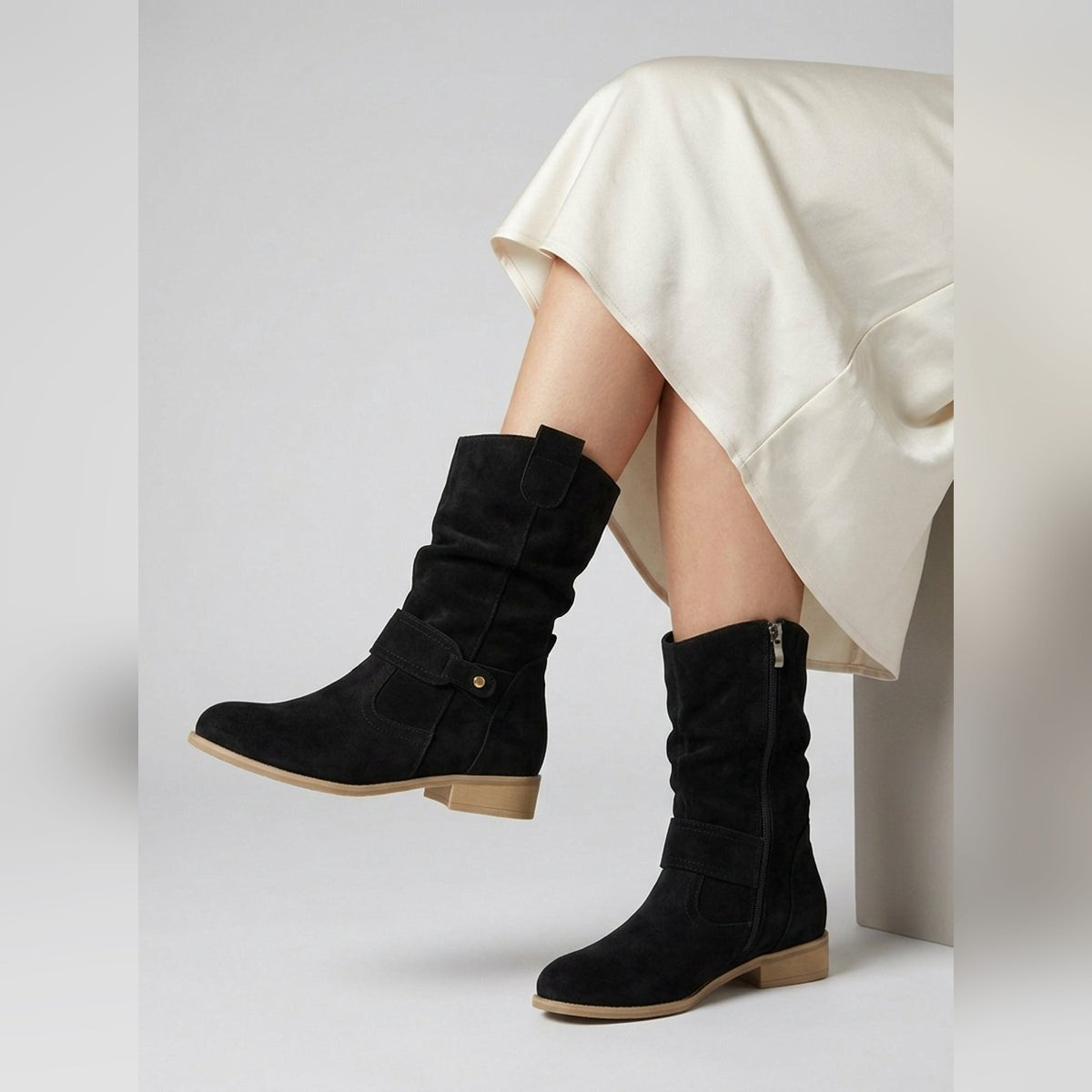 Alizée Bottines Slouchy Mi-Mollet À Sangle Décorative Femme